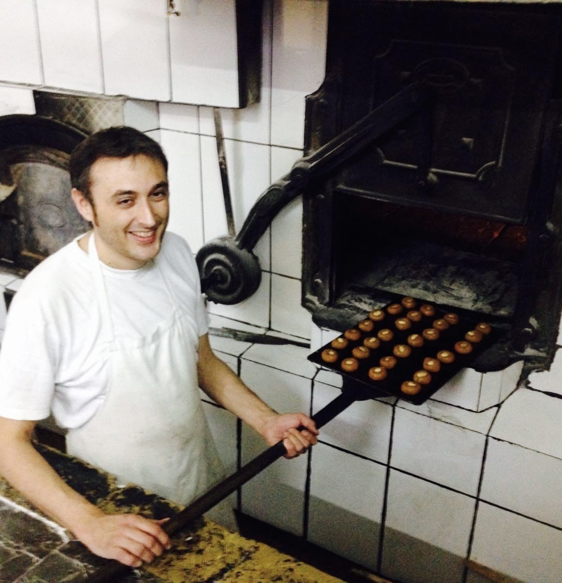 Tercera generación de la panadería artesanal en Inca